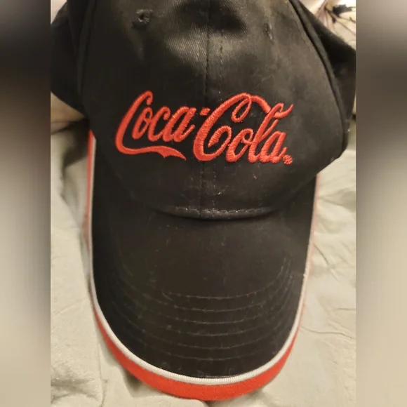Coca cola, baseball hat, Coke, black hat - Picture 2 of 3